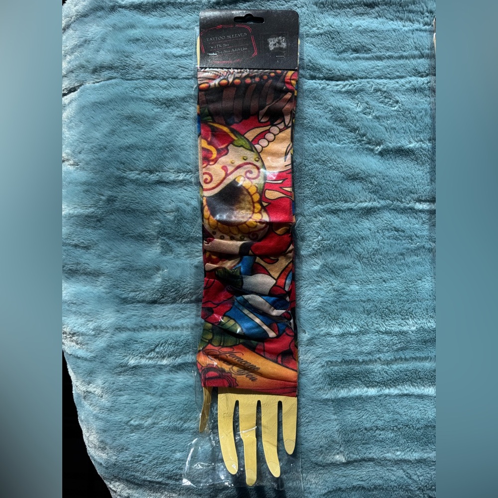 Tattoo Sleeve Arm Covers Skull & Roses Design Stretch One Size Unisex